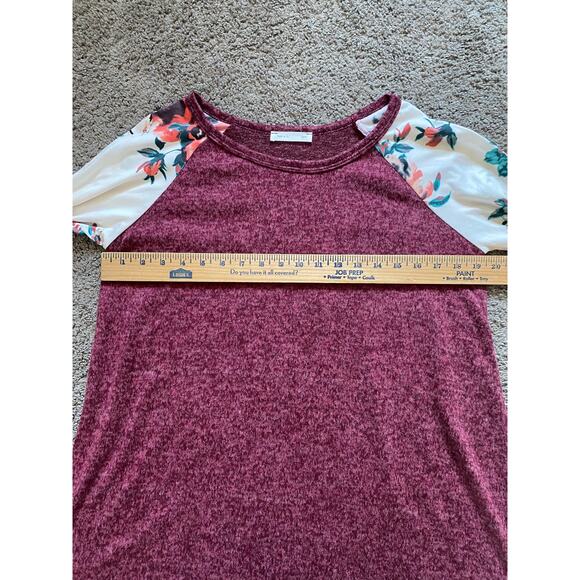 Flowy Maroon Floral Women's Fall Blouse - Picture 6 of 6